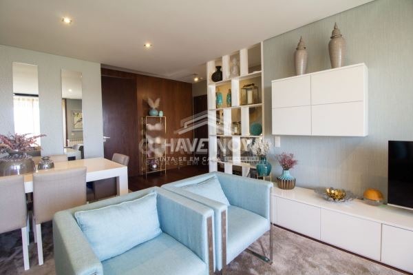 Apartamento T2 na VL8, construção Teixeira Duarte 