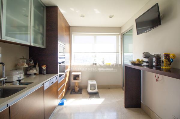 Apartamento T2 na VL8, construção Teixeira Duarte 