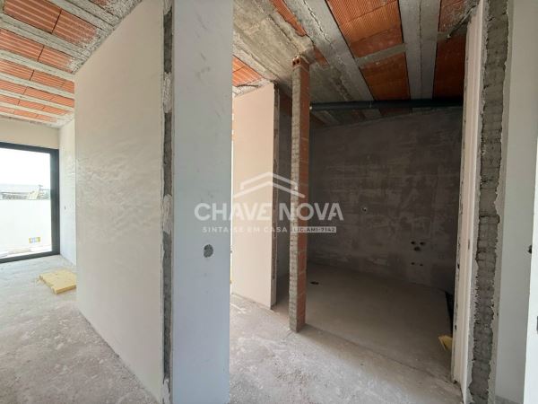 Moradia em Banda V3 Nova na Madalena