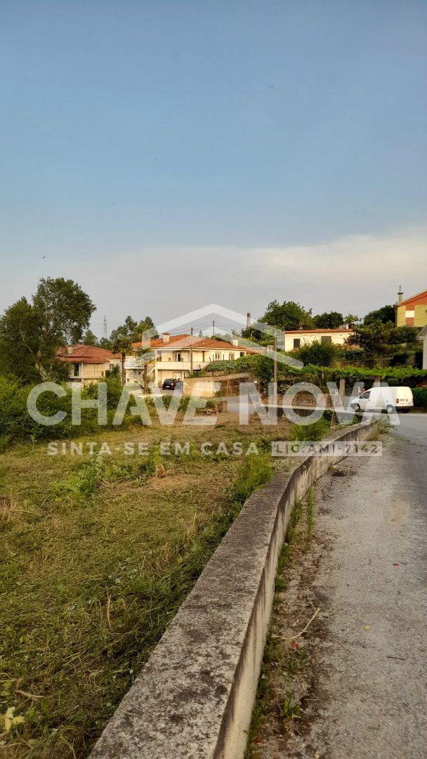 Terreno de 9579m² em Vila Verde