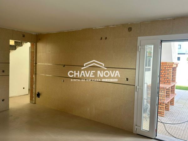 Moradia T4 em Silveira - Torres Vedras