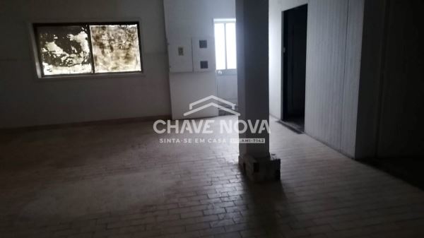 Espaço comercial em Fânzeres junto ao Seixo. Gondomar