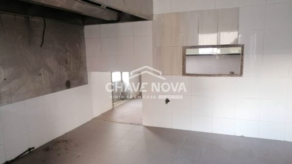 Espaço comercial em Fânzeres junto ao Seixo. Gondomar