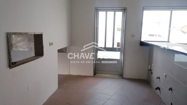 Espaço comercial em Fânzeres junto ao Seixo. Gondomar