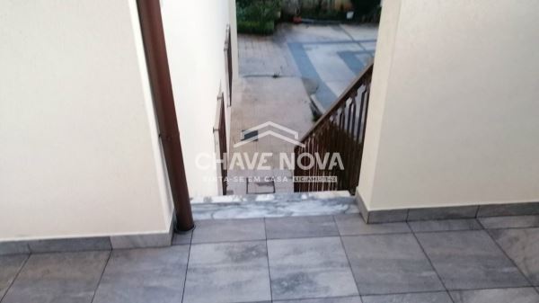 Espaço comercial em Fânzeres junto ao Seixo. Gondomar