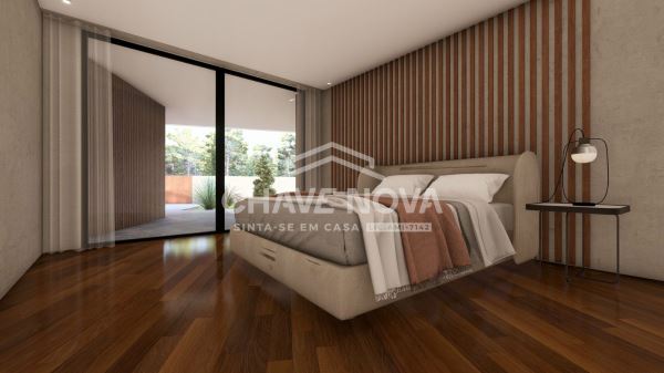 Moradia T4 Térrea Isolada com piscina no centro de Santa Maria da Feira