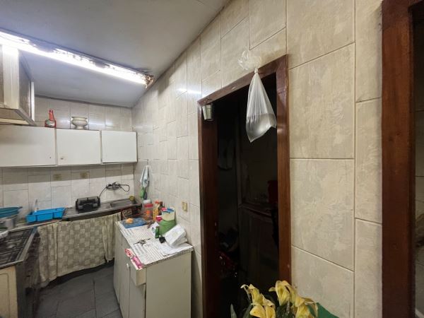 Prédio completo na Rua Escura 