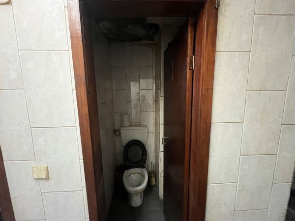 Prédio completo na Rua Escura 