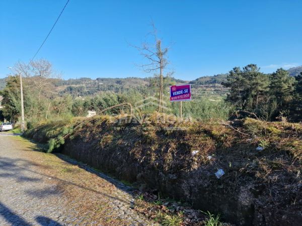 Land for sale in Amarante, Portugal — €130,000