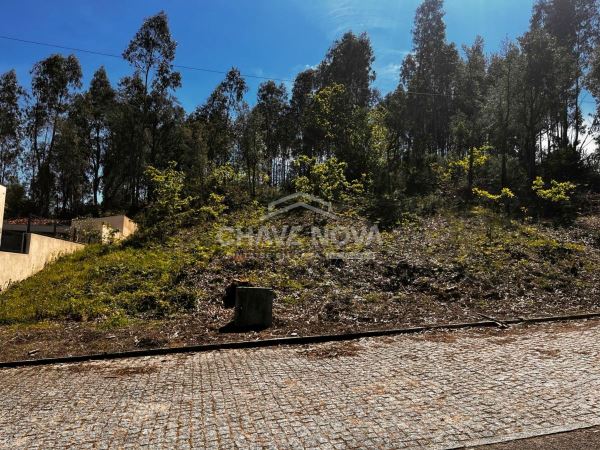 Land for sale in Vila Nova de Gaia, Portugal — €60,000