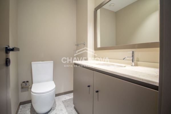 T4 Duplex - Nascente/Sul/Poente - terraço 80m2, garagem 2 carros - Bessa Leite - Porto