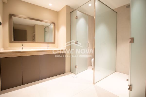 T4 Duplex - Nascente/Sul/Poente - terraço 80m2, garagem 2 carros - Bessa Leite - Porto