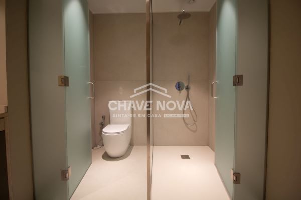 T4 Duplex - Nascente/Sul/Poente - terraço 80m2, garagem 2 carros - Bessa Leite - Porto