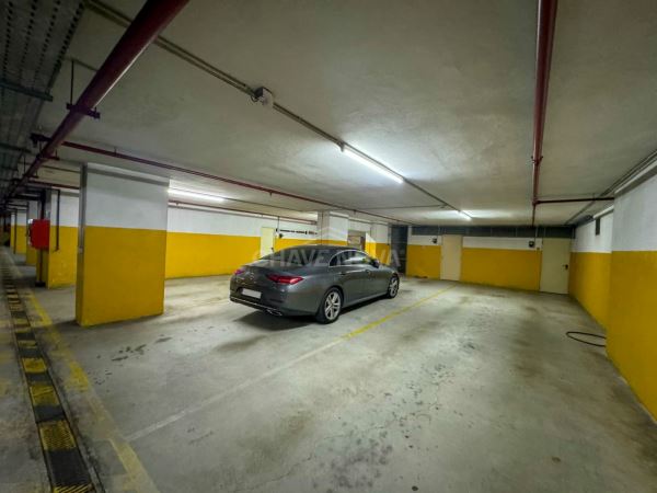 T4 Duplex - Nascente/Sul/Poente - terraço 80m2, garagem 2 carros - Bessa Leite - Porto