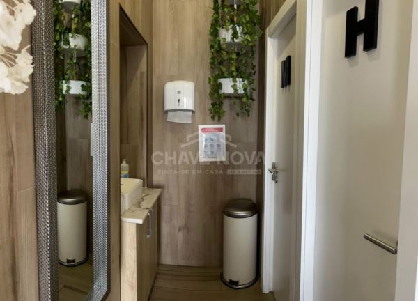Espaço comercial frente ribeirinha Amora