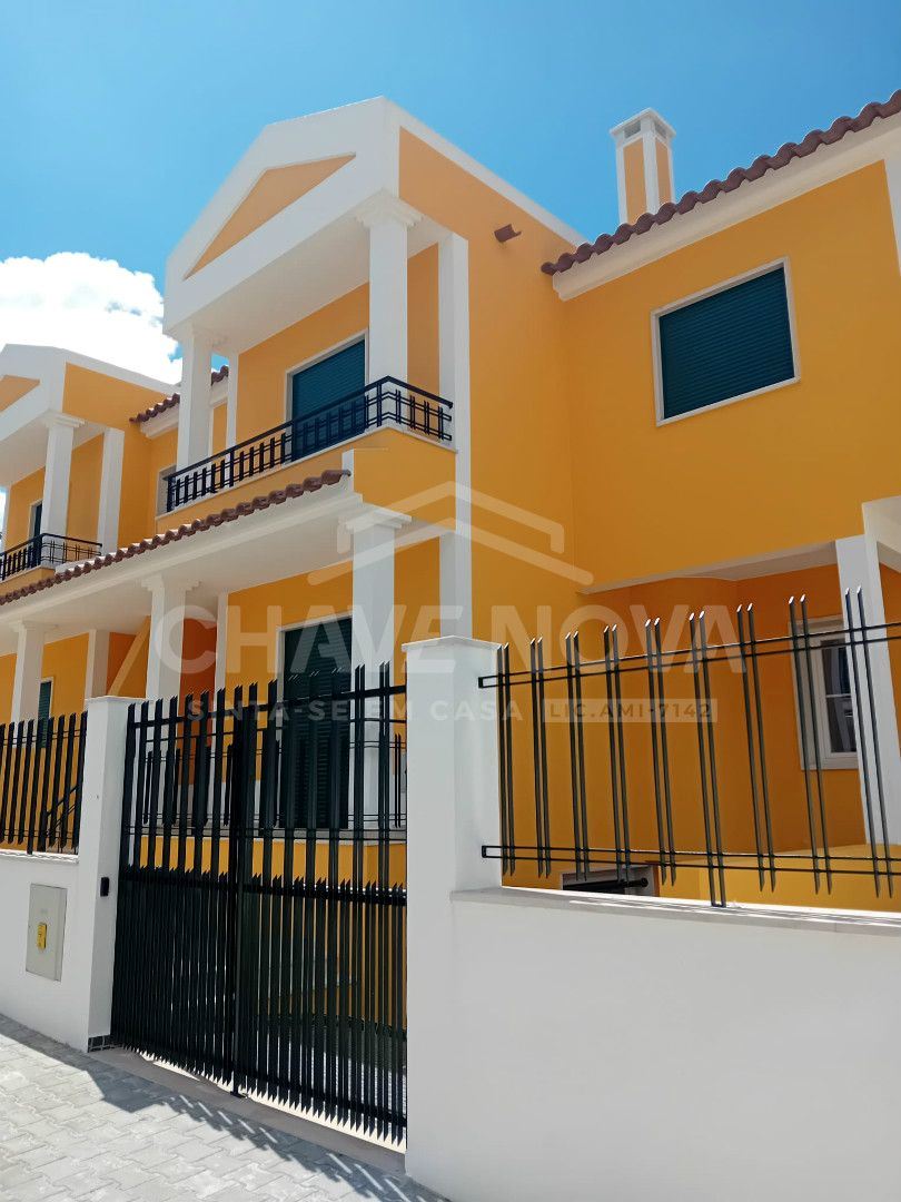 Moradia T4+1 Bacelos de Gaio