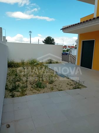 Moradia T4+1 Bacelos de Gaio