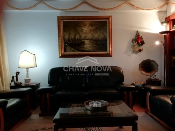  Apartamento T1 em Banda na Tróia