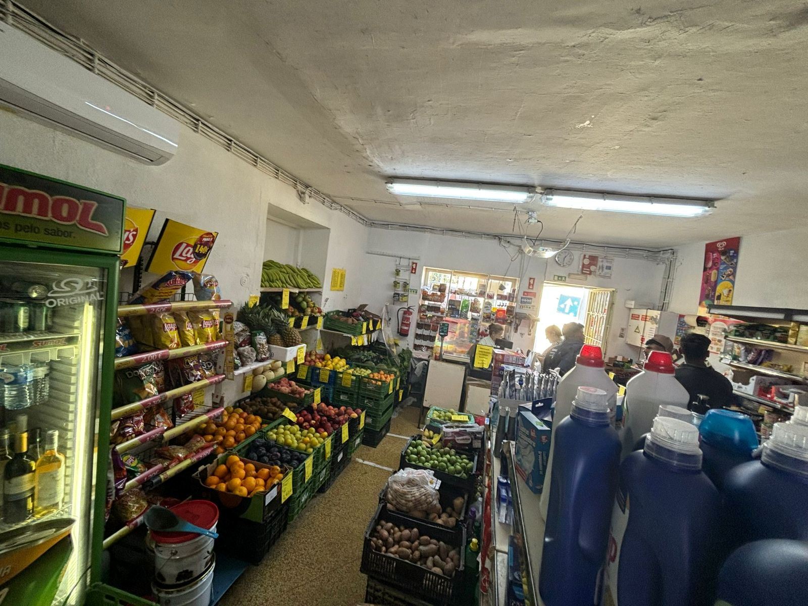 Trespasse de negócio de Frutaria /Mercearia/ Talho em Gaia