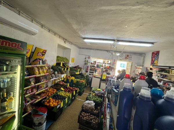 Trespasse de negócio de Frutaria /Mercearia/ Talho em Gaia