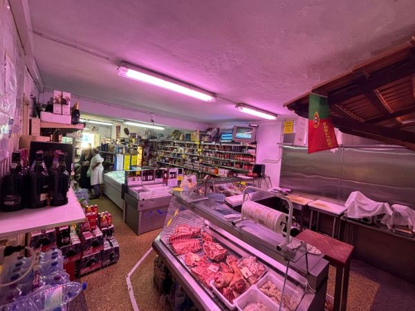 Trespasse de negócio de Frutaria /Mercearia/ Talho em Gaia