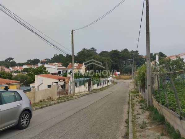 Terreno com 315m2