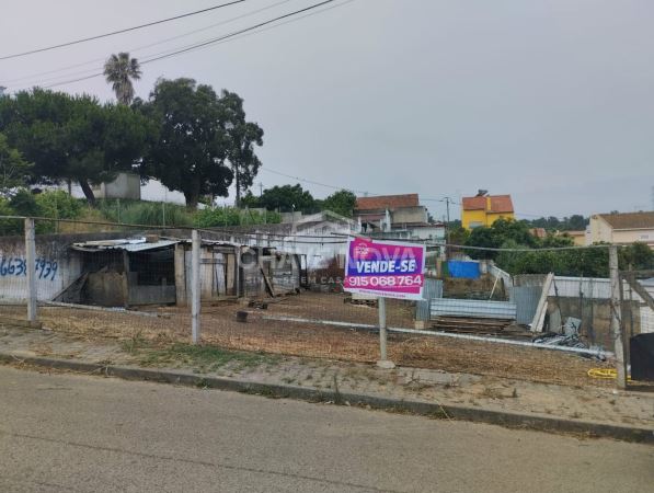 Terreno com 315m2