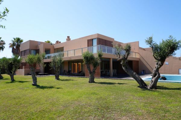 Luxuosa Moradia de V4 na Herdade dos Salgados com Piscina - Albufeira