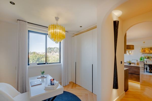 Apartamento T4 com varanda na Boavista