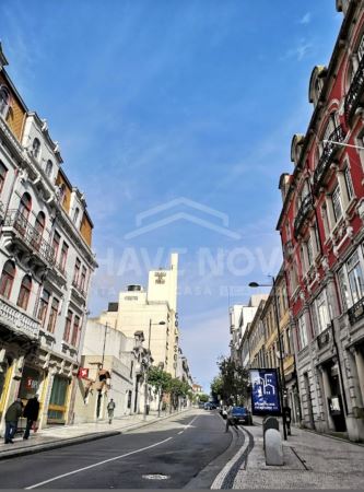 Restaurante para trespasse à Praça dos Poveiros