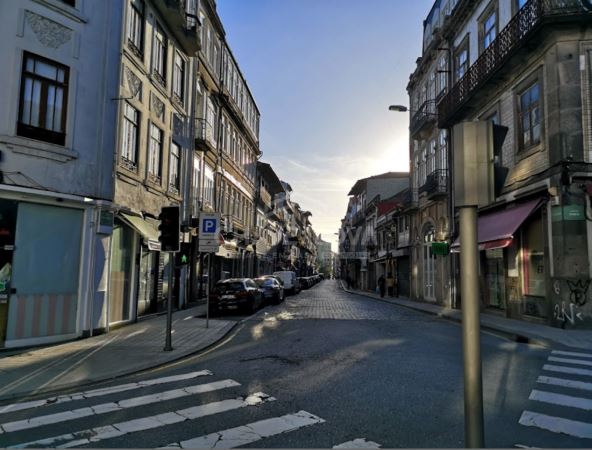 Restaurante para trespasse à Praça dos Poveiros