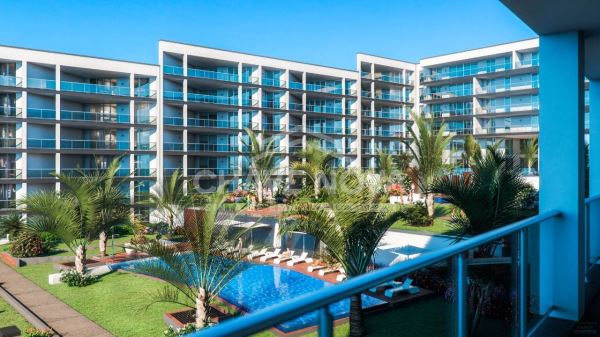 Apartamento T2 de luxo na primeira linha do mar na estrada monumental (Funchal)