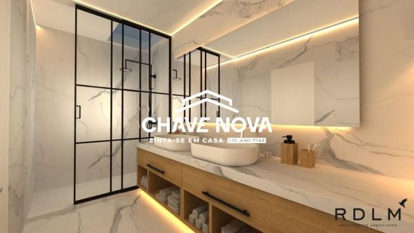 Moradia T4 localizada em Espinho/Anta.