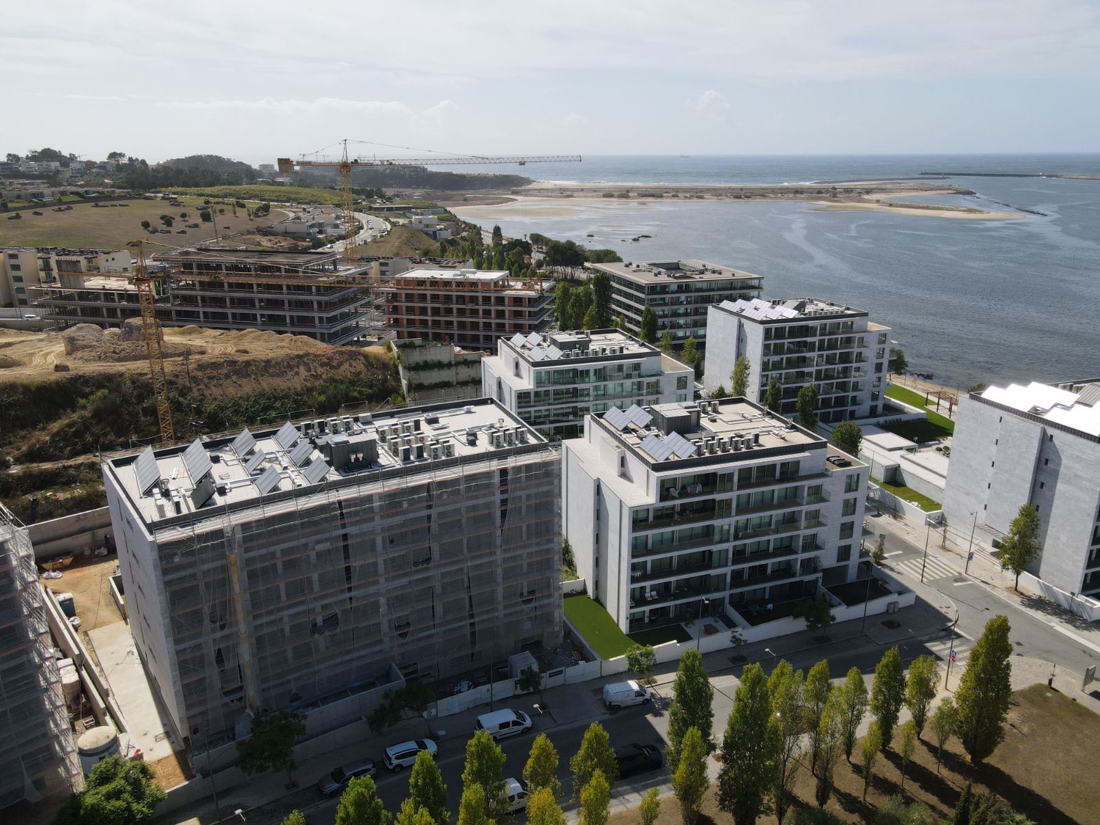 Apartamento T1 Novo c/ Lugar de Garagem em Canidelo