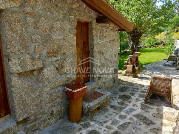 Fantástica Quinta com cascata e rio - Um Refúgio Natural Exclusivo