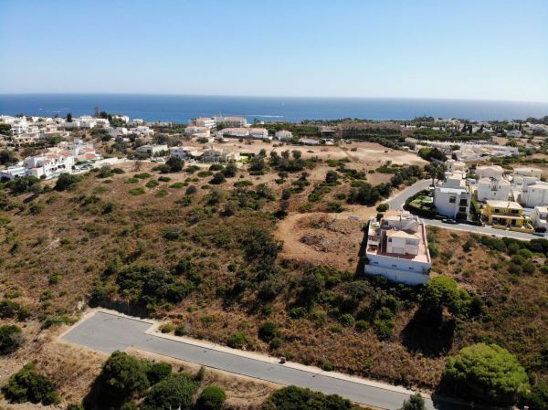 Land for sale in Albufeira, Portugal — €290,000