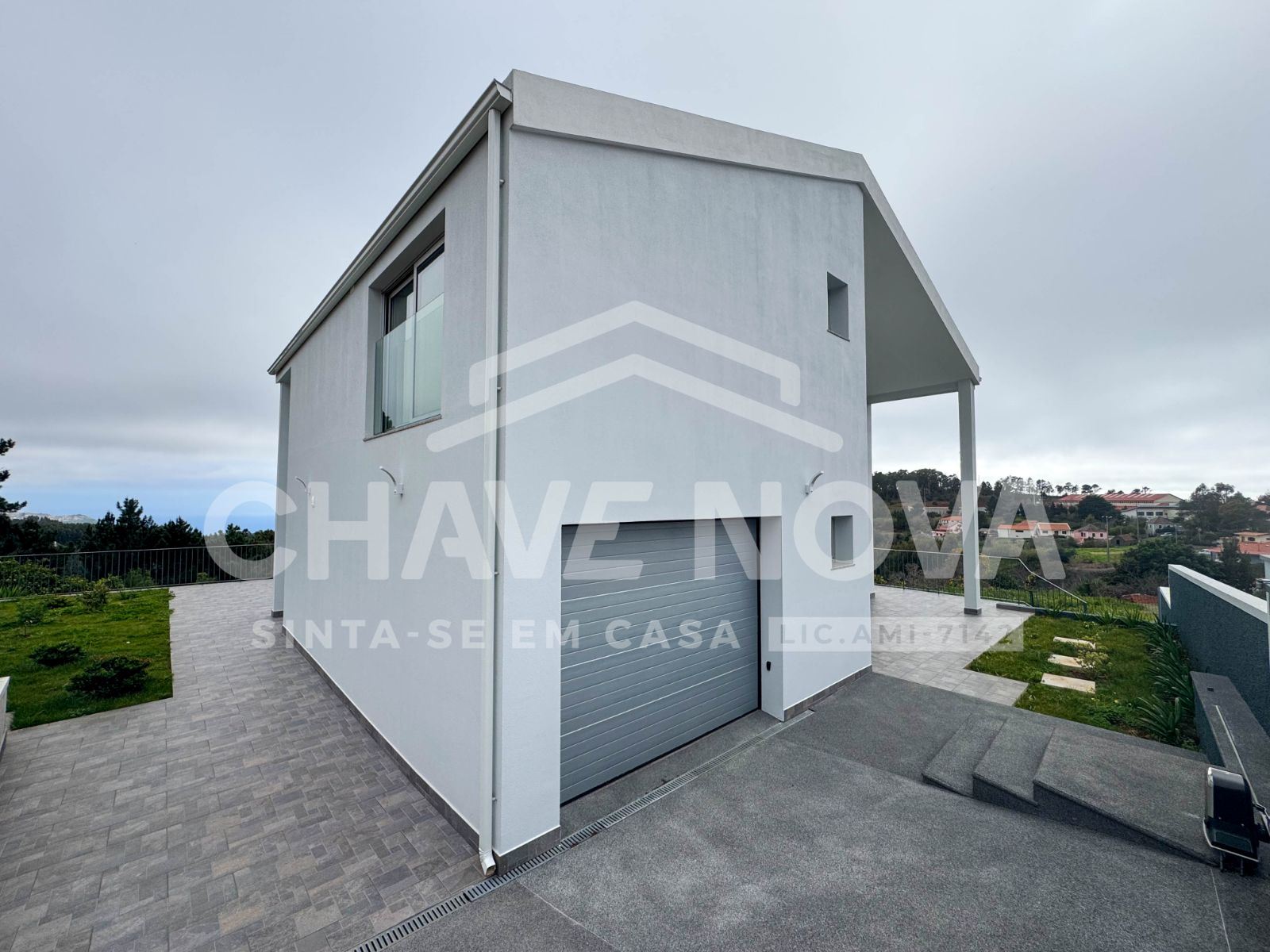 Moradia T3 Isolada na Calheta c/ Piscina para Venda