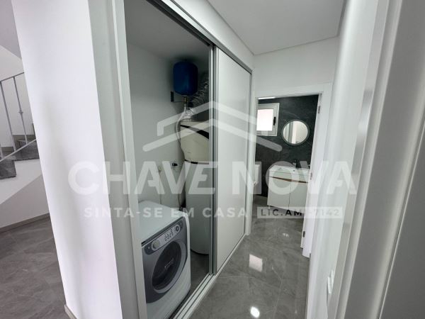 Moradia T3 Isolada na Calheta c/ Piscina para Venda
