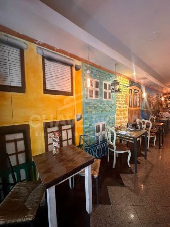 Trespasse de restaurante de tapas na Baixa do Porto 