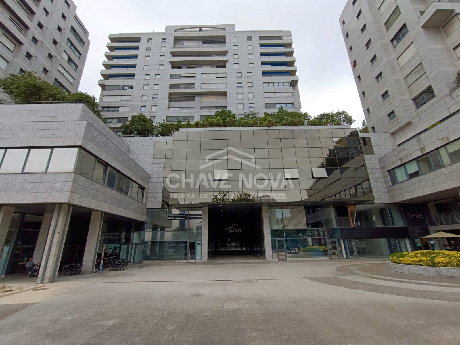 Escritório para Venda em Lordelo do Ouro e Massarelos Foto 19