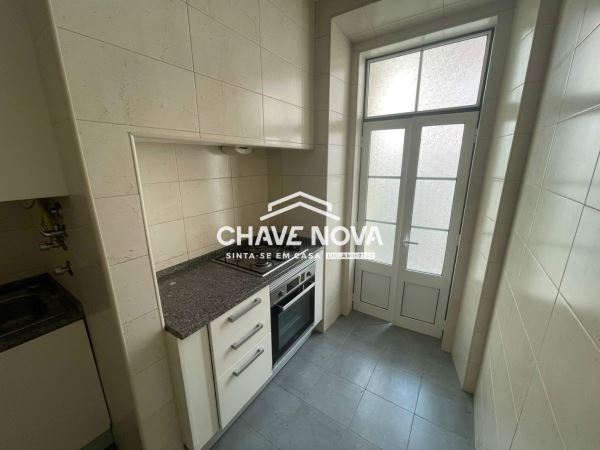 Apartamento T3 Renovado nas Avenidas Novas, Lisboa.