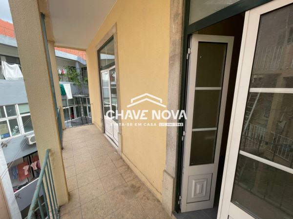 Apartamento T3 Renovado nas Avenidas Novas, Lisboa.