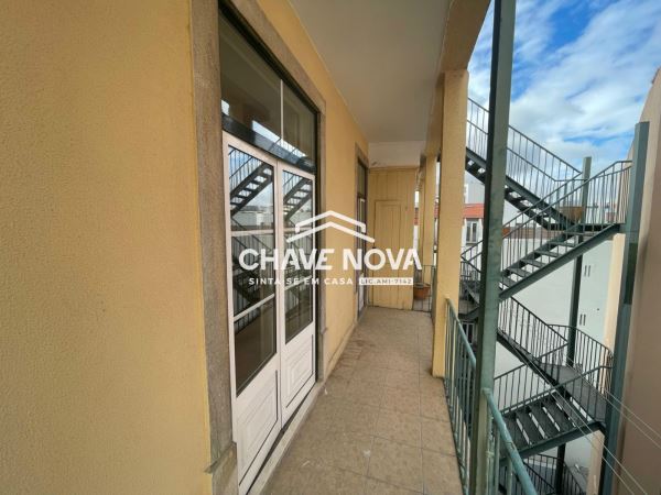 Apartamento T3 Renovado nas Avenidas Novas, Lisboa.