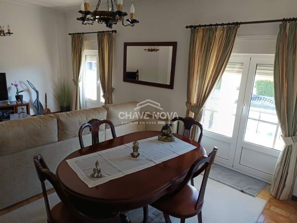Moradia isolada T3, c/terreno ajardinado  de 4000m2 . Barcelos