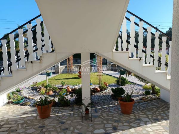 Moradia isolada T3, c/terreno ajardinado  de 4000m2 . Barcelos