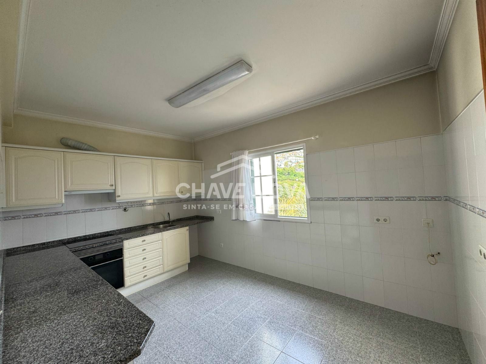 Moradia T3 para Venda em São Gonçalo