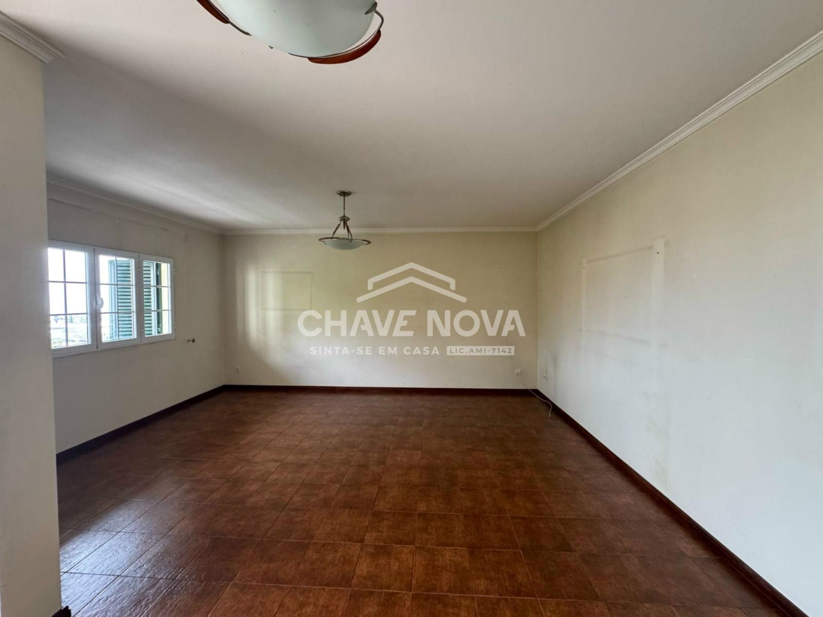 Moradia T3 para Venda em São Gonçalo