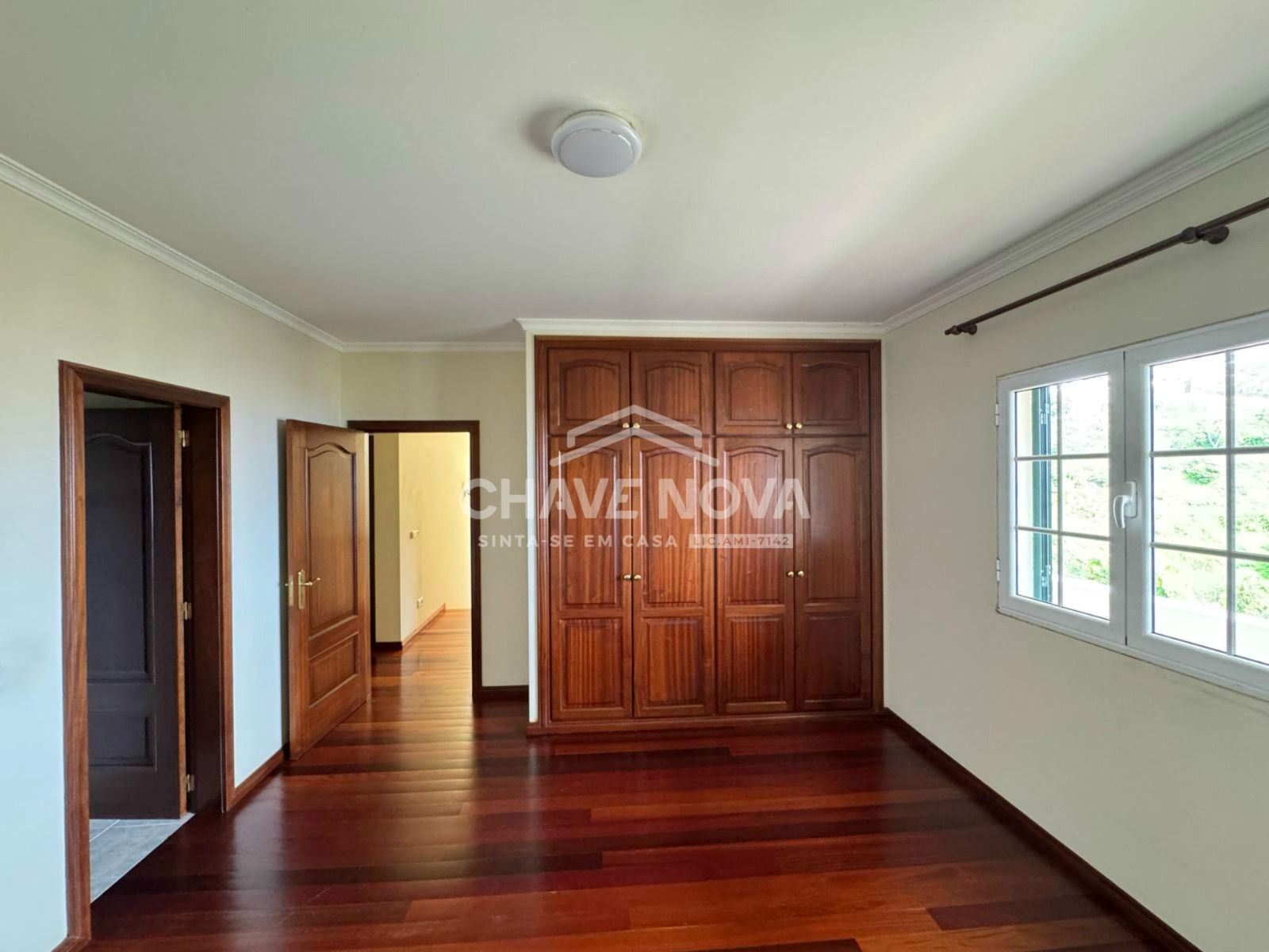 Moradia T3 para Venda em São Gonçalo