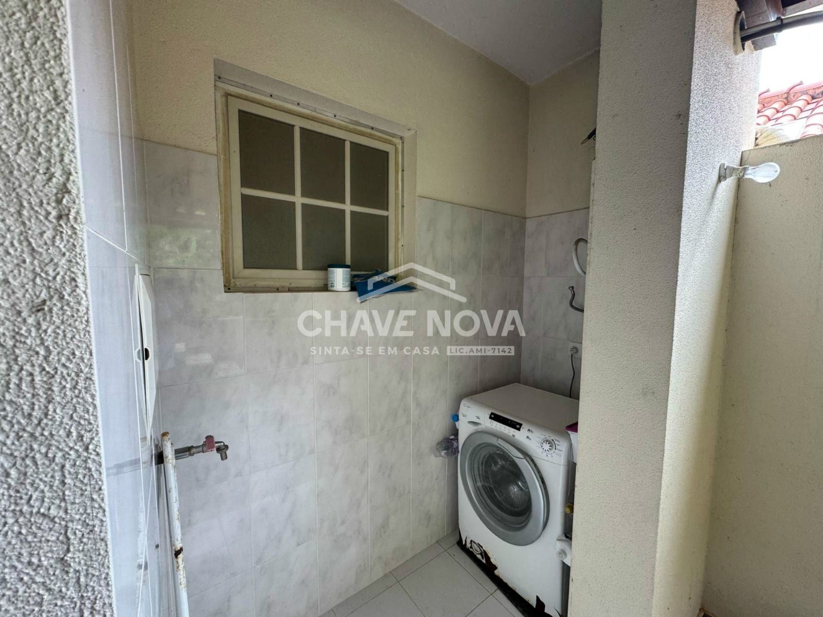 Moradia T3 para Venda em São Gonçalo