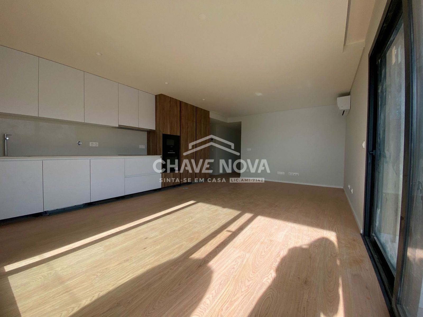 Apartamento T3 Novo c/ Lugar de Garagem Duplo em Canidelo 